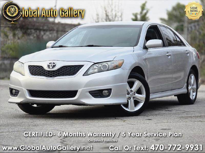 Used 2010 Toyota Camry SE image 1