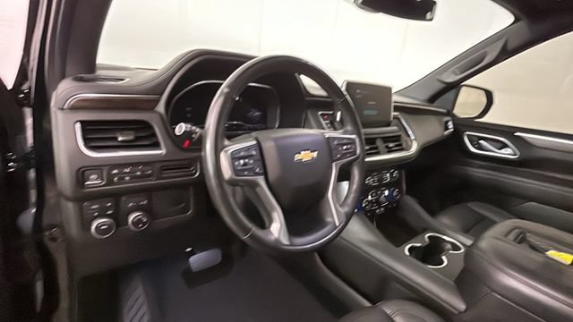 Used 2022 Chevrolet Suburban LT w/ Luxury Package AWD/4WD image 13