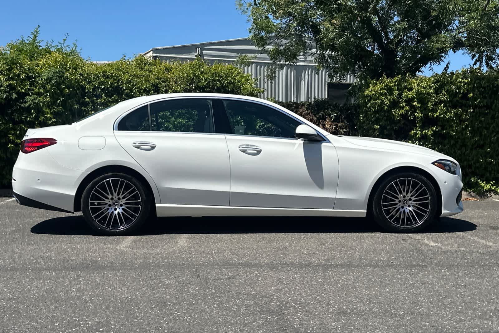 Used 2026 Mercedes-Benz C 300 4MATIC Sedan image 2