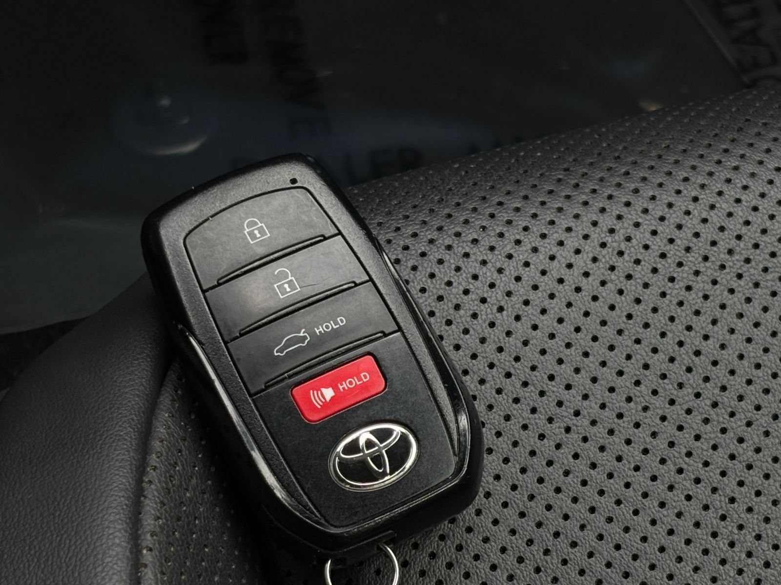 Used 2025 Toyota Crown AWD/4WD image 15
