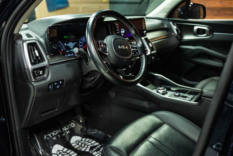 Used 2024 Kia Sorento EX image 9