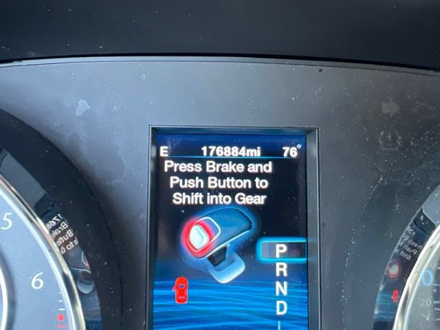 Used 2012 Chrysler 300 Limited RWD image 12