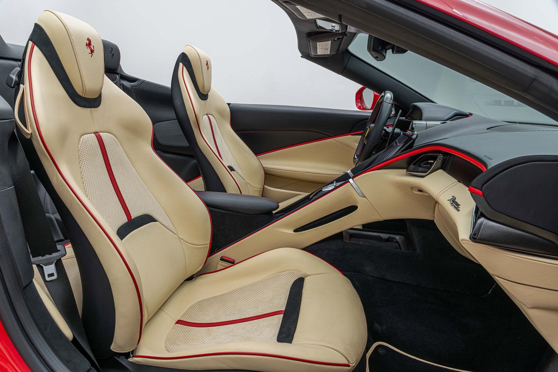 Certified 2025 Ferrari Roma Spider RWD image 56