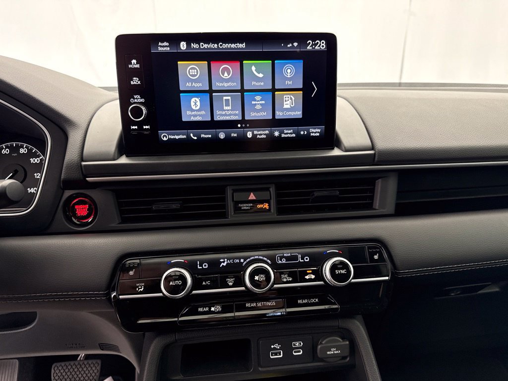Used 2025 Honda Pilot Touring image 23