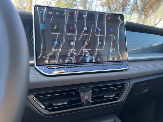 New 2026 Volkswagen Tiguan SE FWD image 18