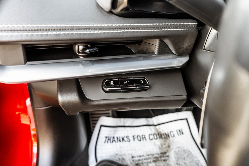 Used 2021 Chevrolet Corvette Stingray Premium Cpe w/ Z51 Performance Package image 18