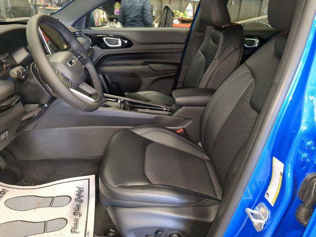 New 2026 Jeep Compass Latitude AWD/4WD image 11