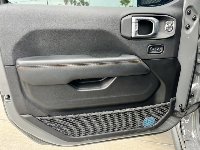 Used 2023 Jeep Gladiator Mojave w/ Cold Weather Group image 9