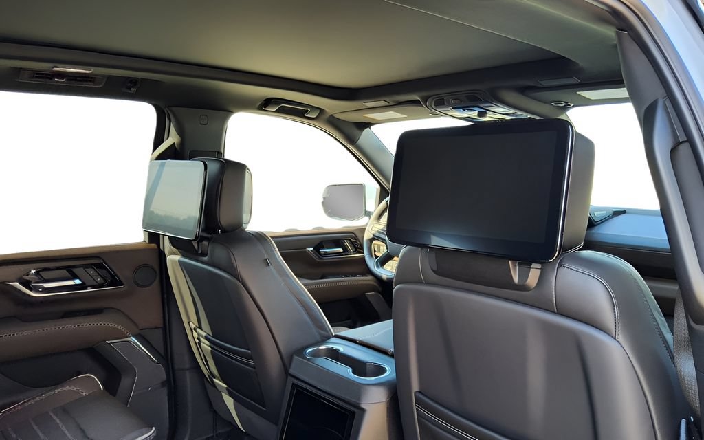New 2026 GMC Yukon XL Denali Ultimate w/ LPO, Illumination Package AWD/4WD image 49