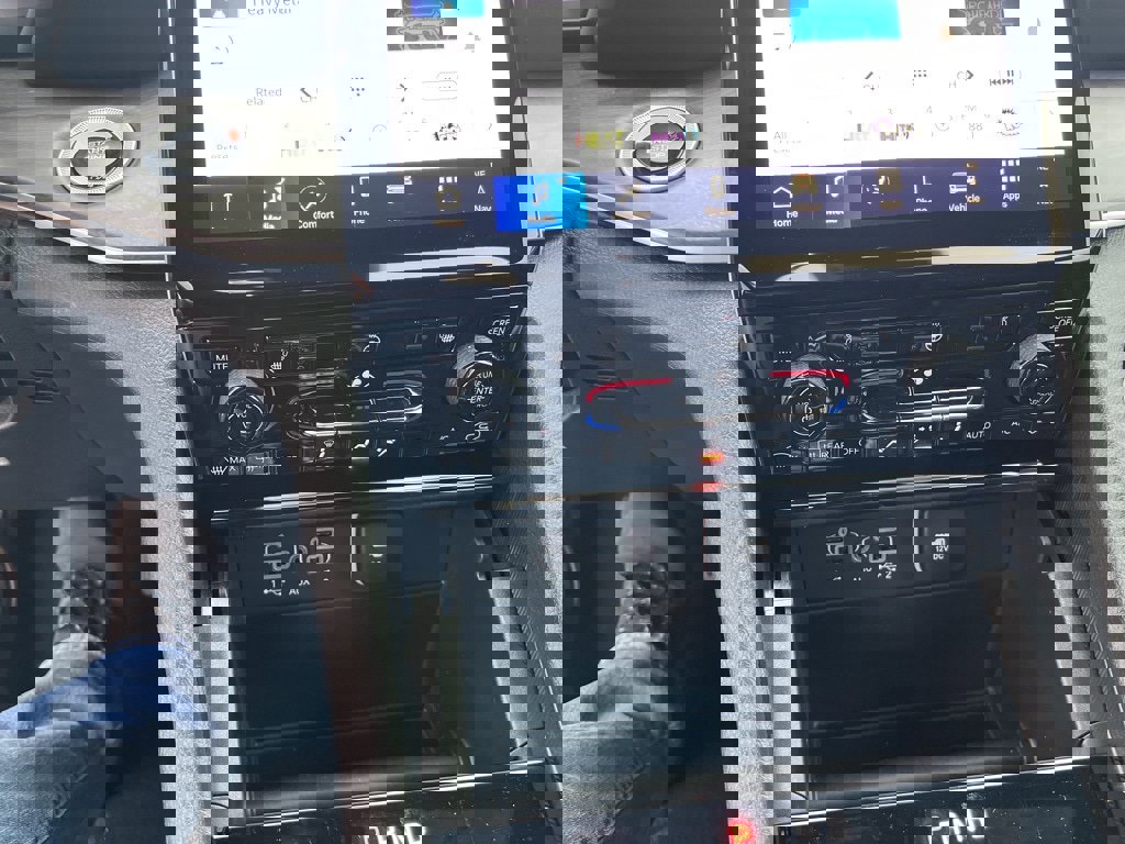 New 2025 Jeep Grand Cherokee Limited image 23