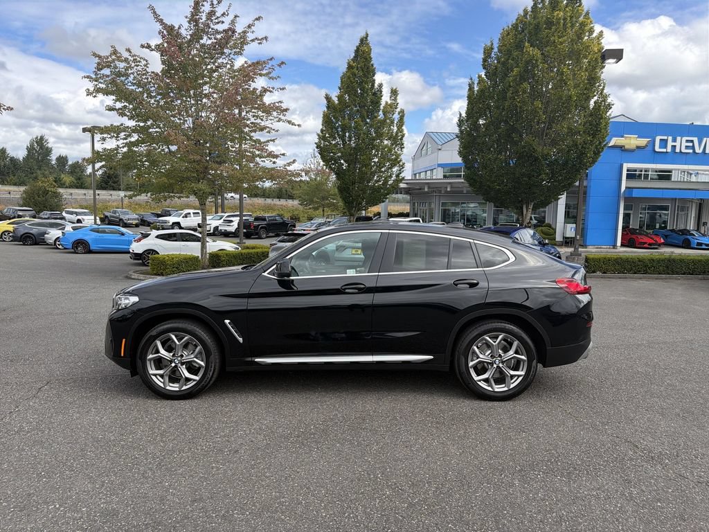 Used 2023 BMW X4 xDrive30i AWD/4WD image 6