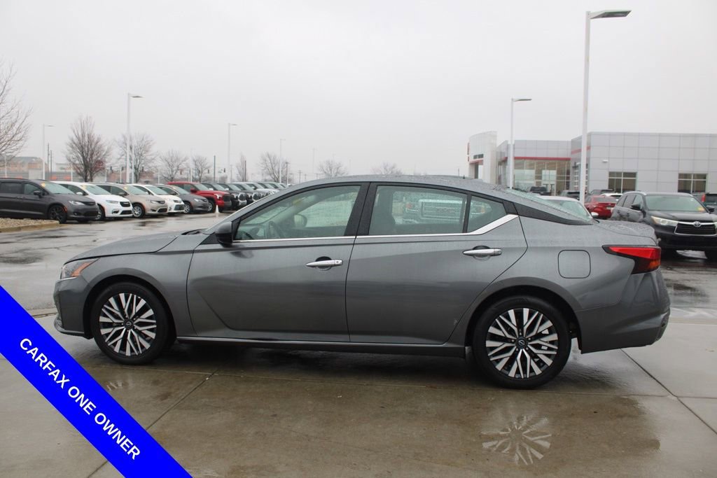 Used 2024 Nissan Altima 2.5 SV image 4