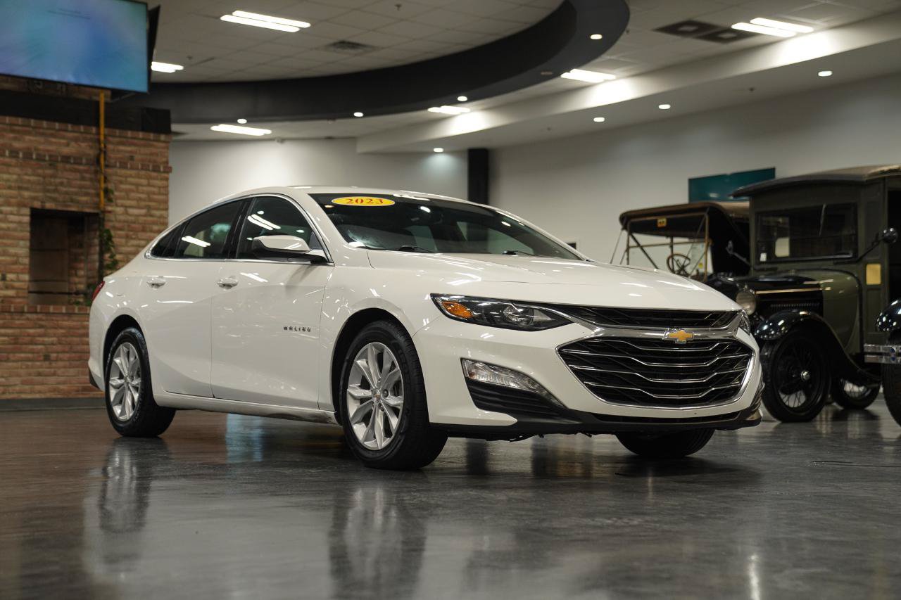 Used 2023 Chevrolet Malibu LT FWD image 5