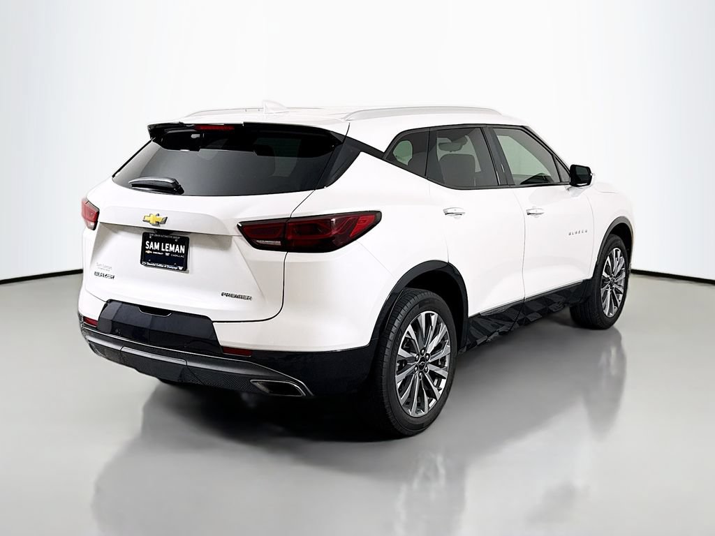 Used 2023 Chevrolet Blazer Premier w/ Driver Confidence II Package FWD image 7