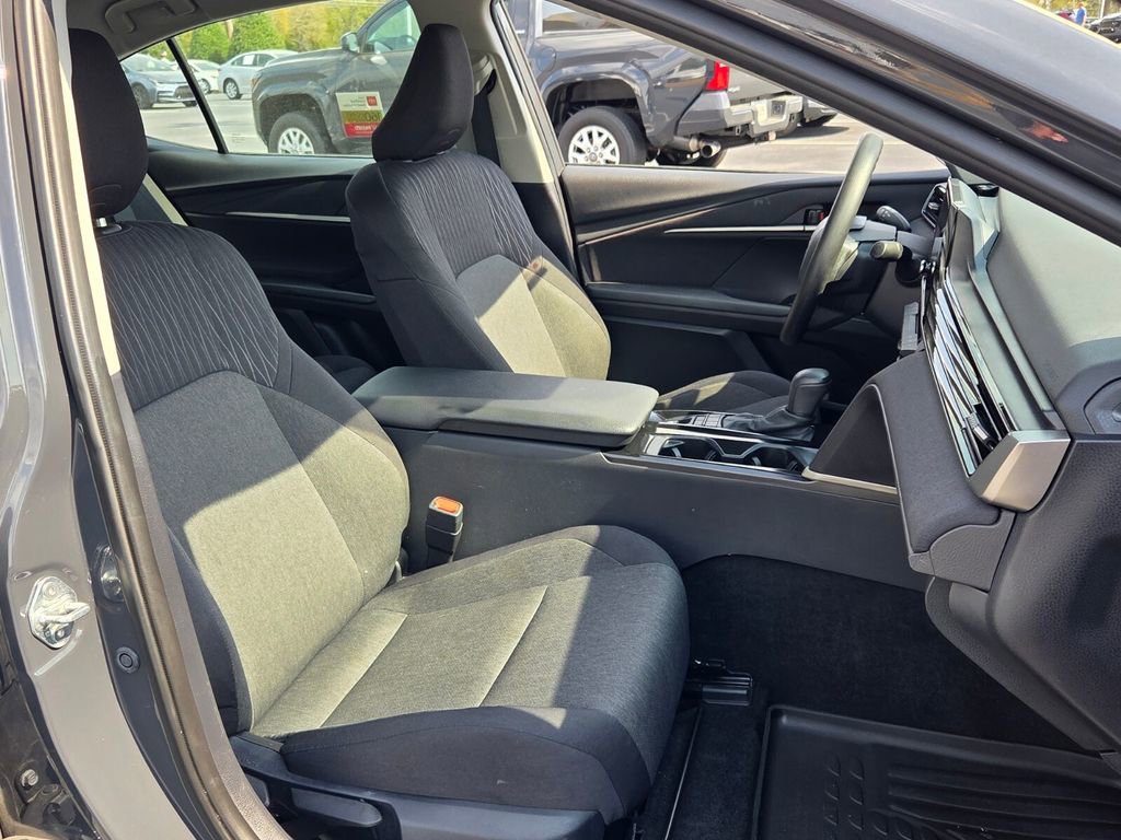 Certified 2025 Toyota Camry LE FWD image 17