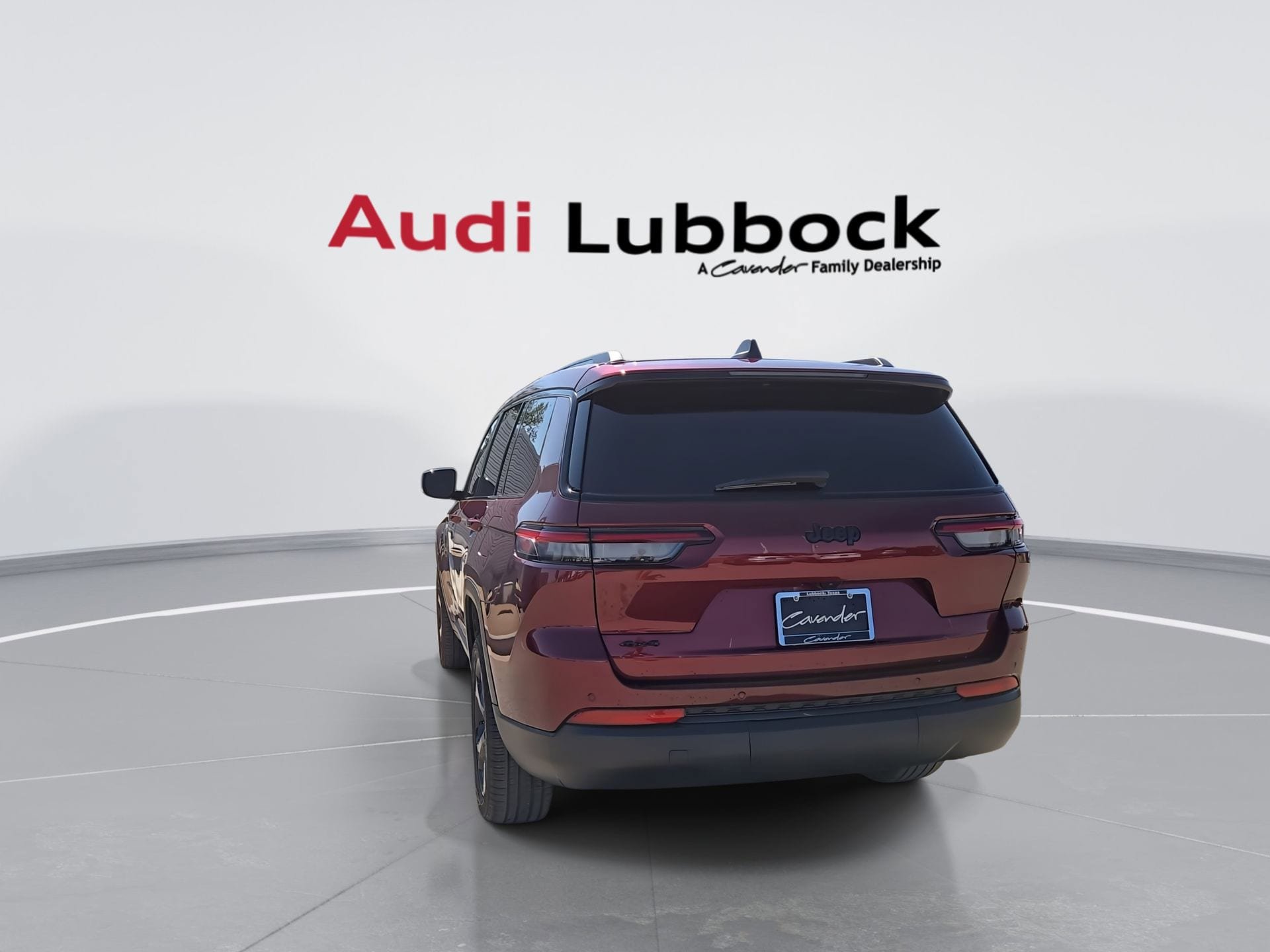 Used 2024 Jeep Grand Cherokee L Altitude AWD/4WD image 7