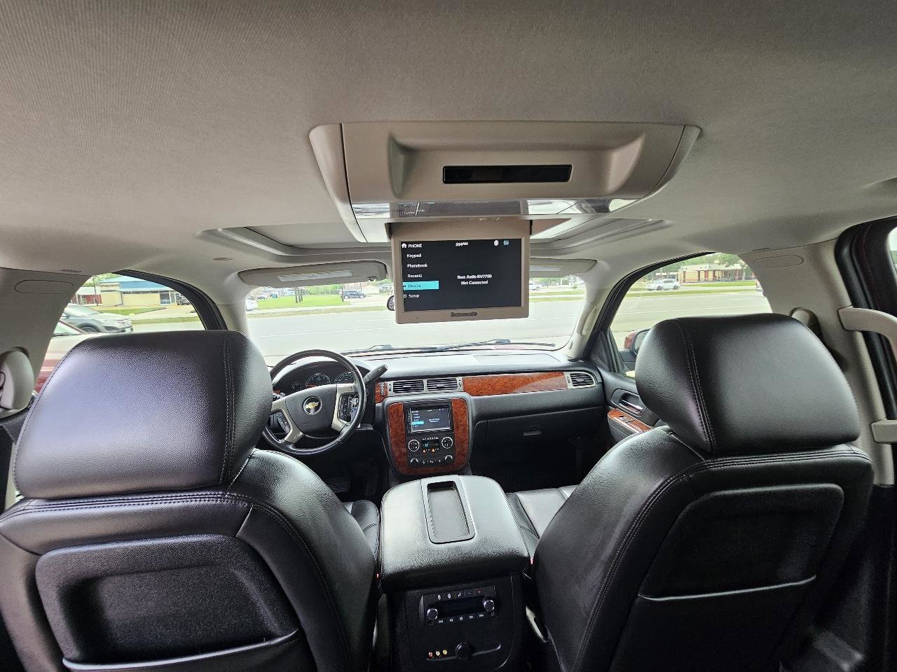 Used 2011 Chevrolet Suburban LT image 20