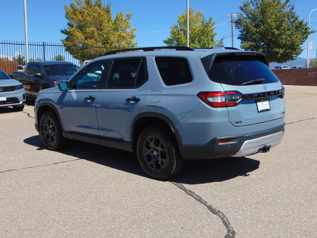 Certified 2024 Honda Pilot TrailSport image 6
