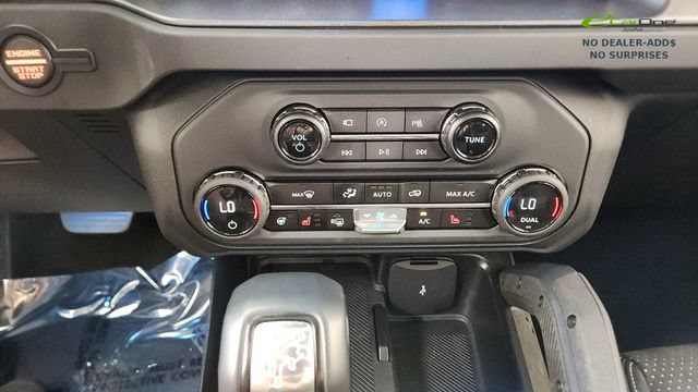 Used 2025 Ford Bronco Raptor AWD/4WD image 47