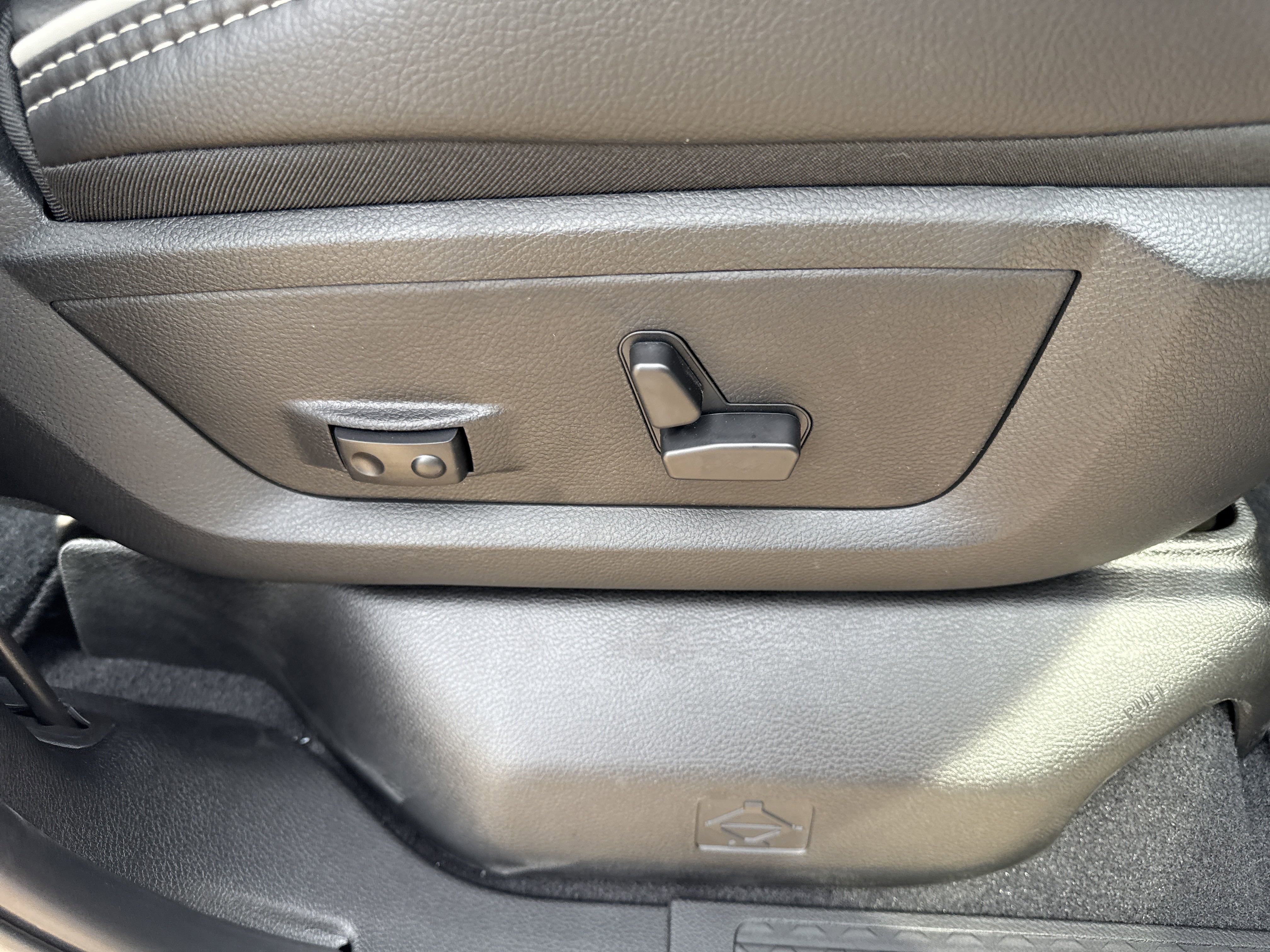 New 2025 RAM 2500 Laramie image 30