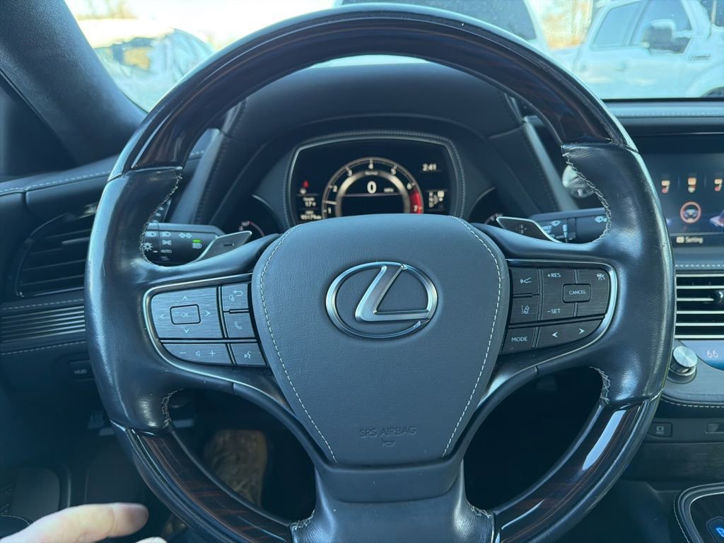 Used 2019 Lexus LS 500 AWD w/ Interior Upgrade Package image 22