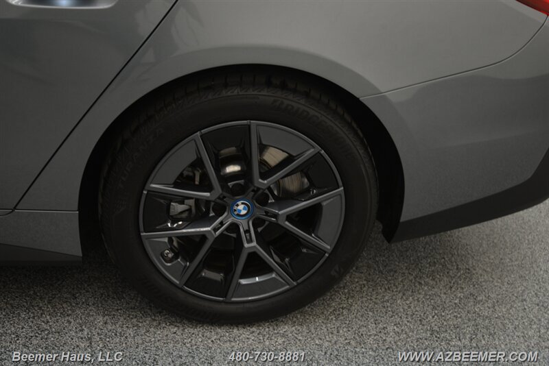 Used 2023 BMW i4 eDrive35 RWD image 47