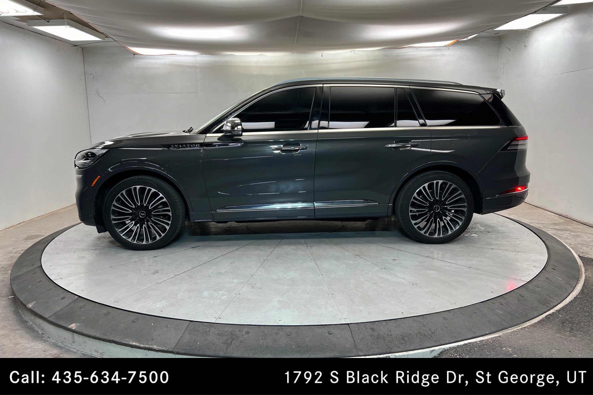 Used 2020 Lincoln Aviator Black Label image 2