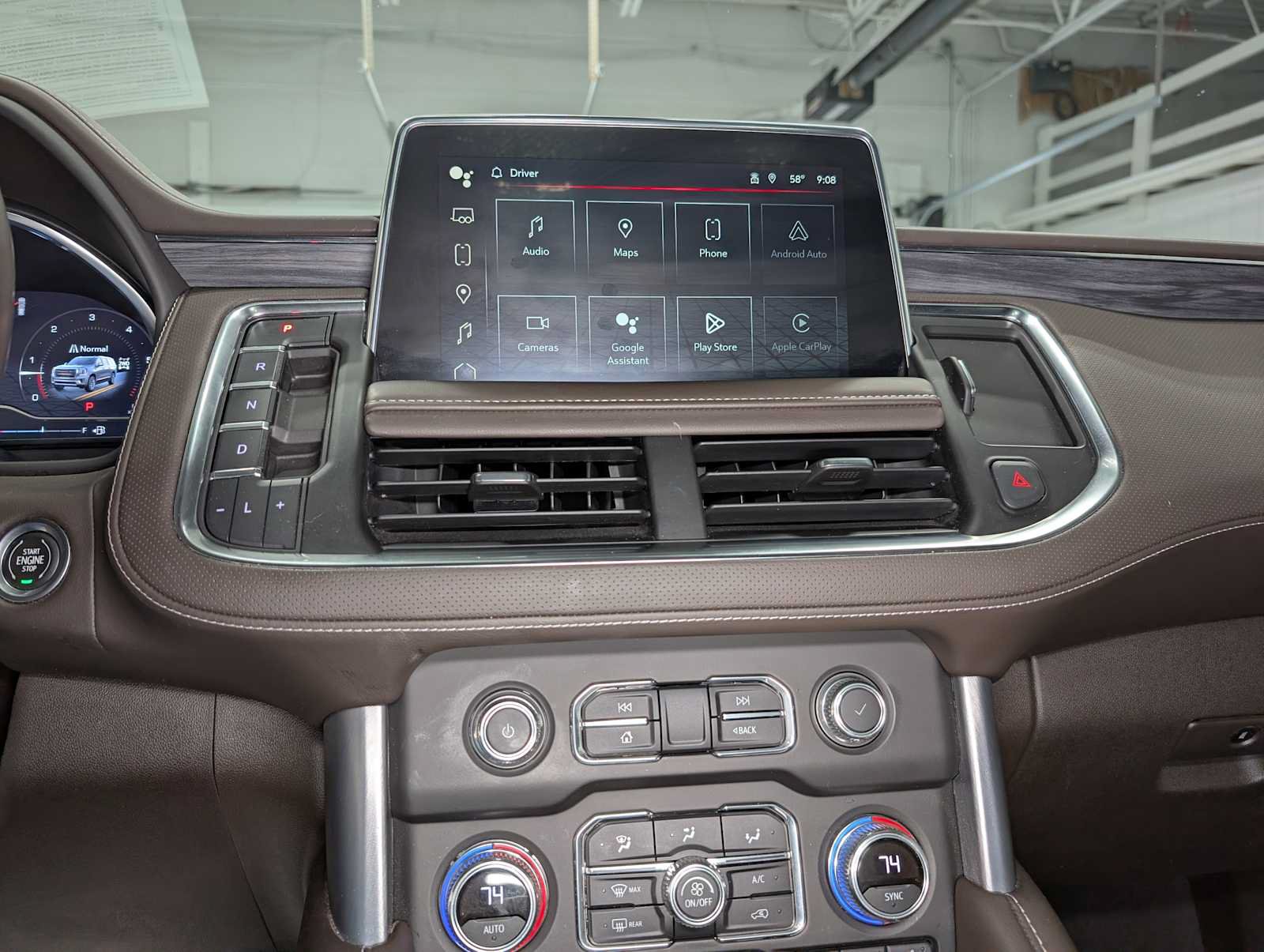 Certified 2022 GMC Yukon SLT w/ SLT Premium Package AWD/4WD image 35