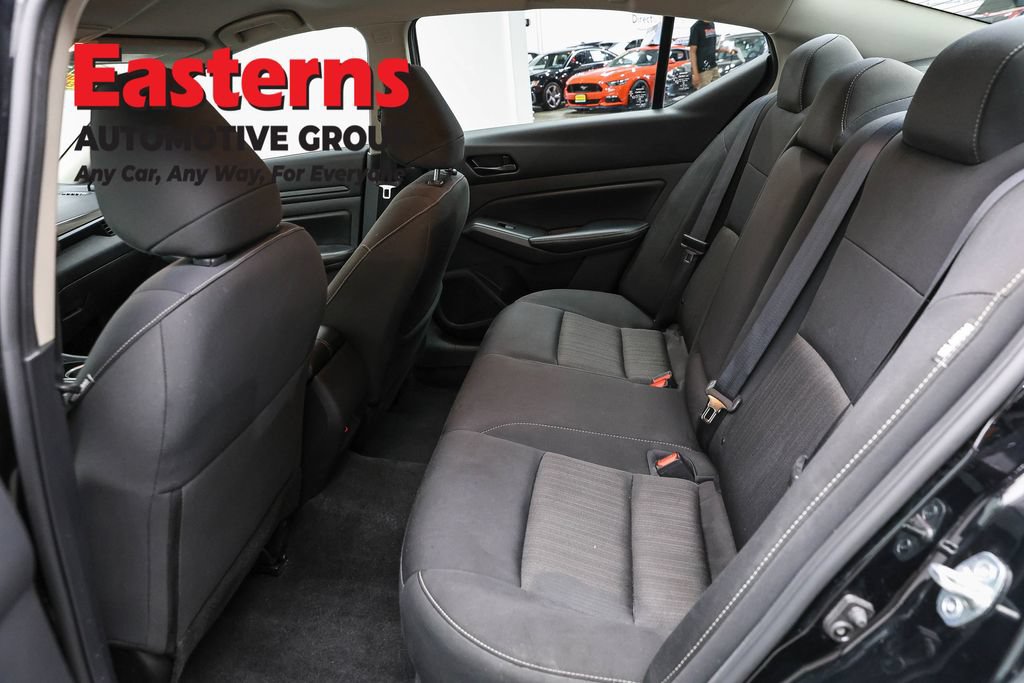Used 2024 Nissan Altima 2.5 SV FWD image 21