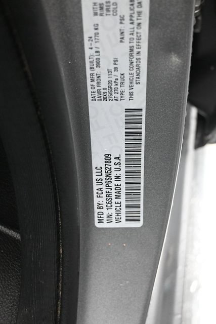 Used 2025 RAM 1500 Laramie w/ Sport Appearance Package AWD/4WD image 19