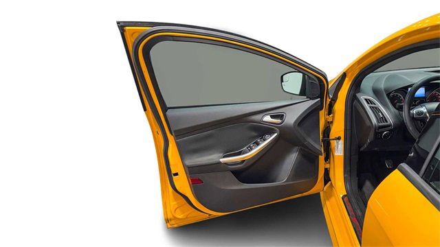 Used 2014 Ford Focus ST w/ Equipment Group 202A image 10