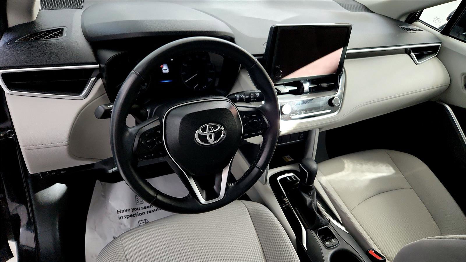 Certified 2023 Toyota Corolla Cross LE image 24