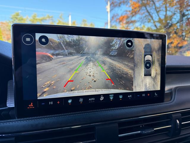 Used 2023 Lincoln Corsair AWD w/ Equipment Group 101A image 9