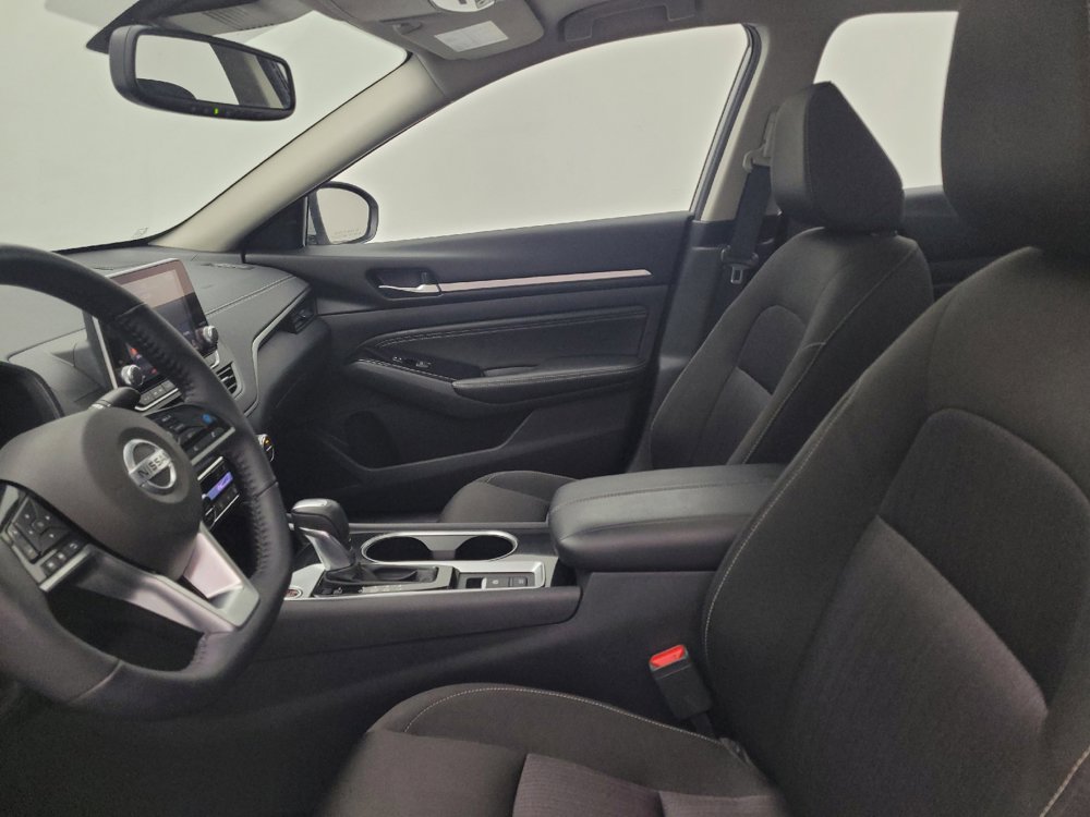 Used 2020 Nissan Altima 2.5 SV FWD image 17