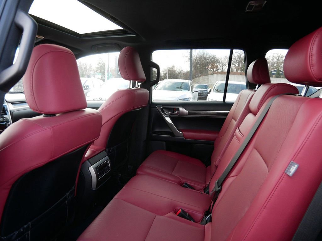 Certified 2023 Lexus GX 460 Premium w/ Premium Package image 11