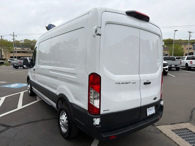 Used 2023 Ford Transit 250 Medium Roof AWD image 5