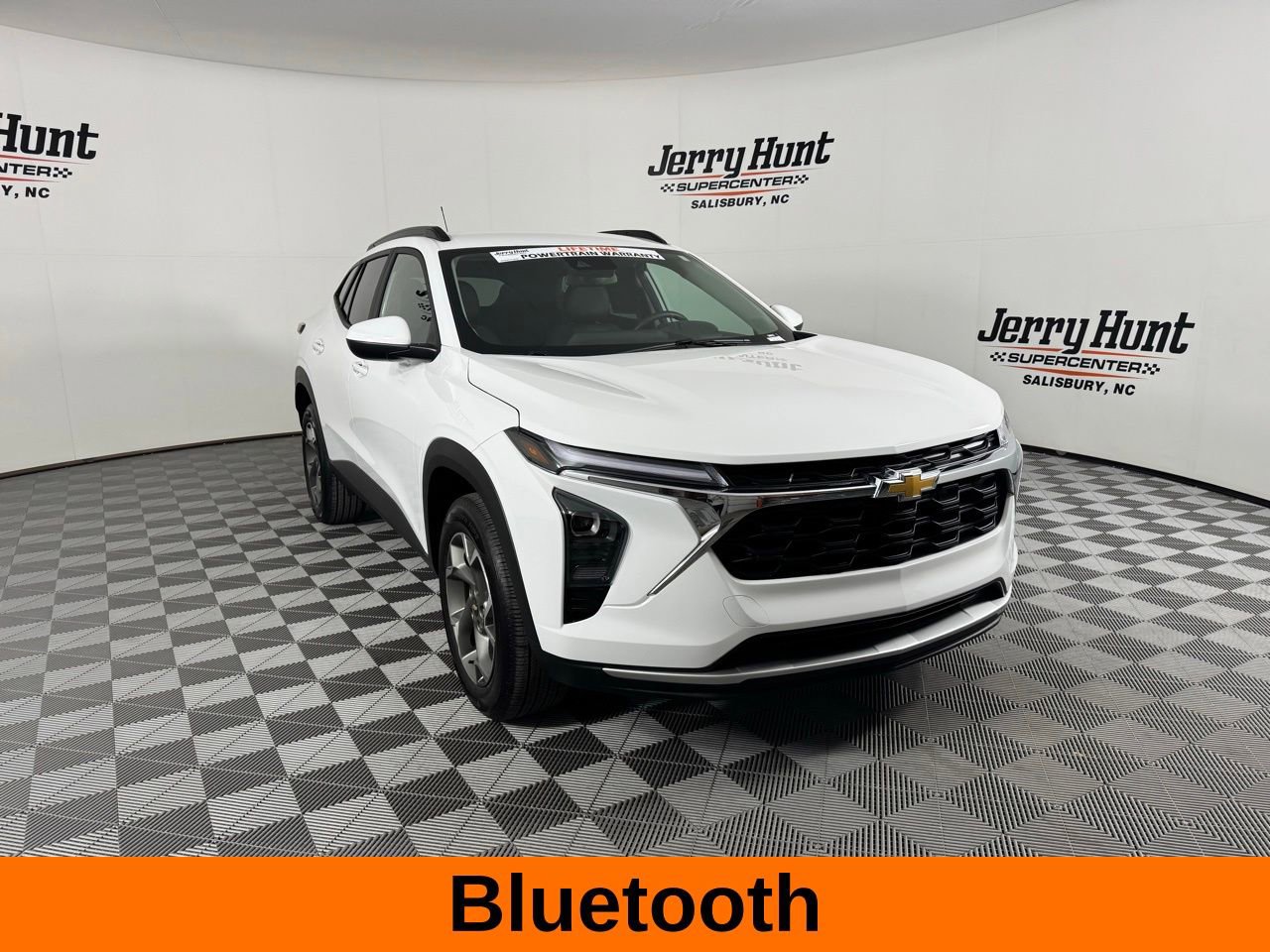Used 2025 Chevrolet Trax LT w/ LT Convenience Package FWD image 6