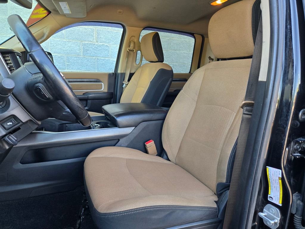 Used 2019 RAM 3500 Big Horn AWD/4WD image 17