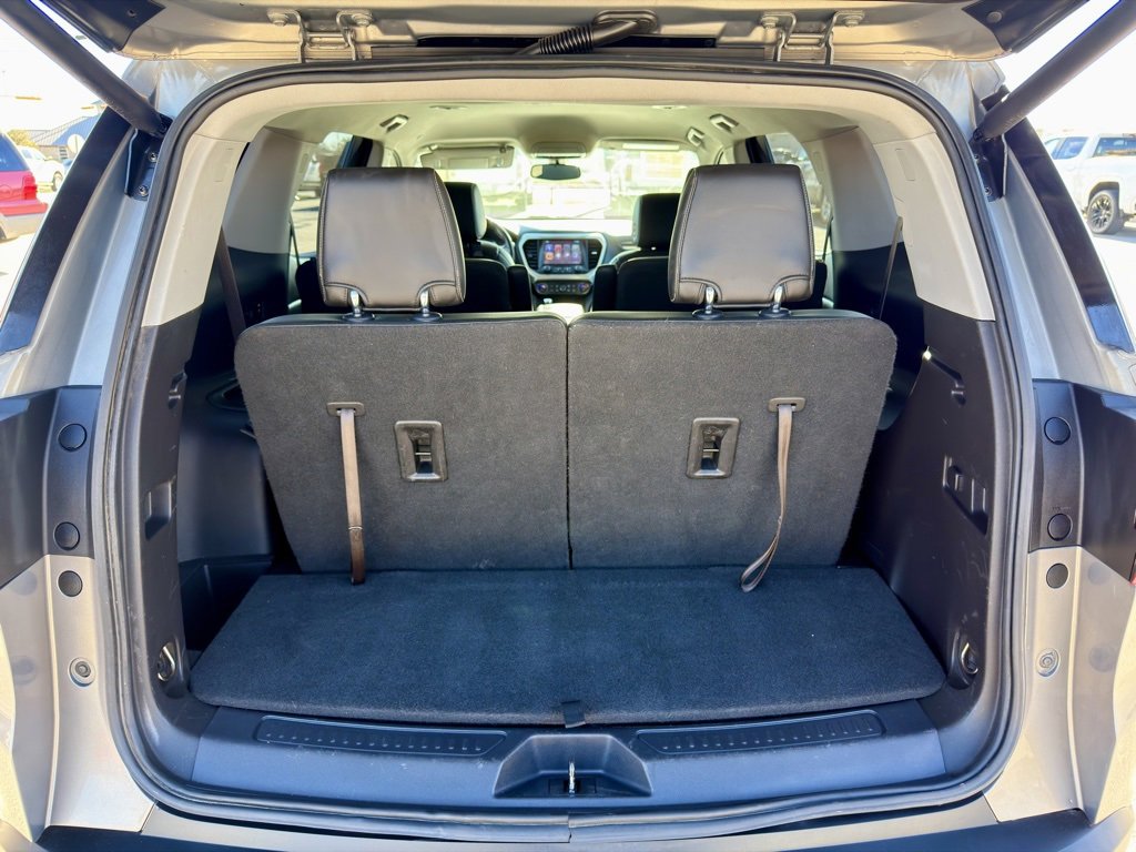 Used 2019 GMC Acadia SLT image 5