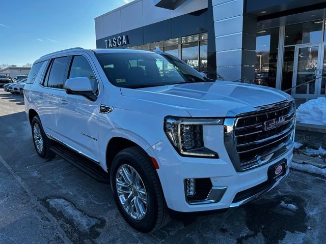 Used 2024 GMC Yukon SLT w/ SLT Luxury Package image 1