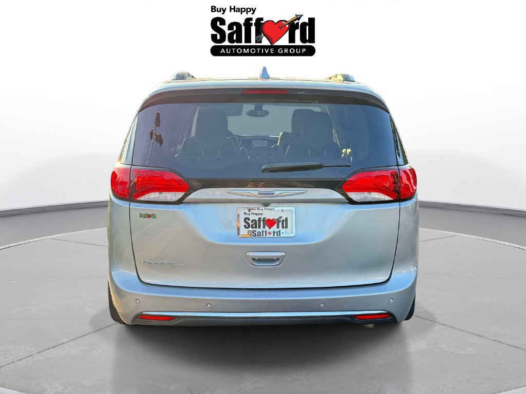 Used 2018 Chrysler Pacifica Touring-L Plus w/ Tire & Wheel Group FWD image 6