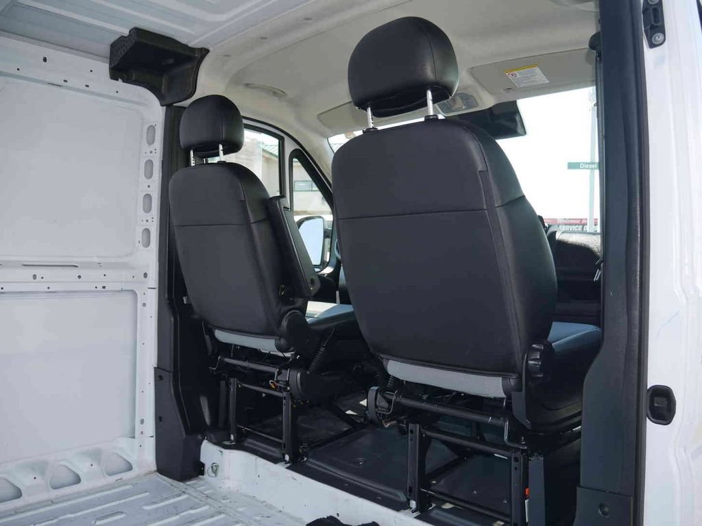 Used 2025 RAM ProMaster 2500 FWD image 17