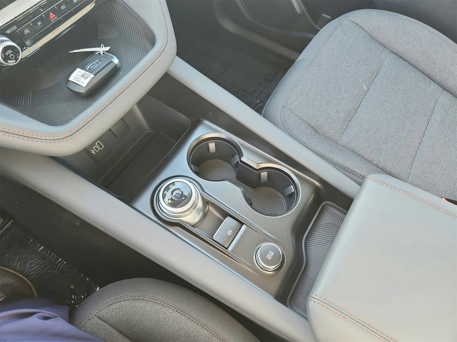 New 2026 Ford Explorer Active image 14