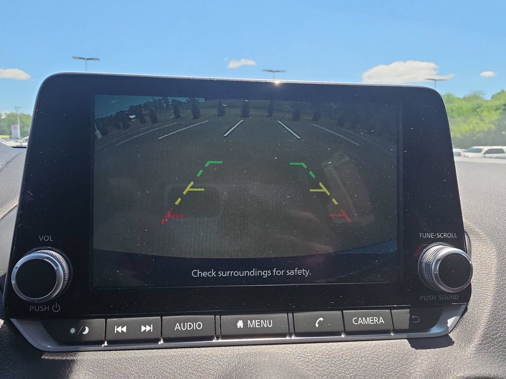 Used 2025 Nissan Sentra SR FWD image 26