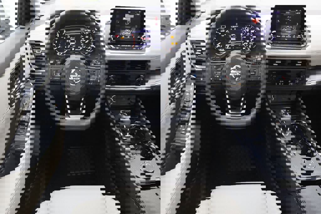 Used 2023 Nissan Rogue SV w/ SV Premium B Package image 13