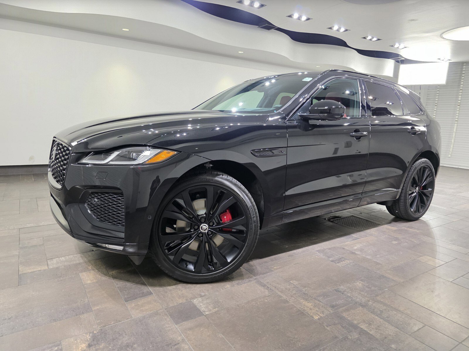 New 2026 Jaguar F-PACE R-Dynamic S image 1