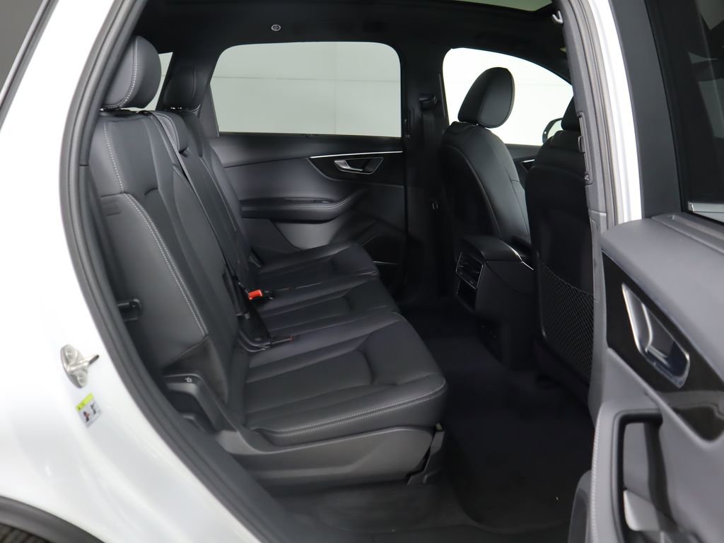 New 2025 Audi Q7 3.0T Premium Plus image 23