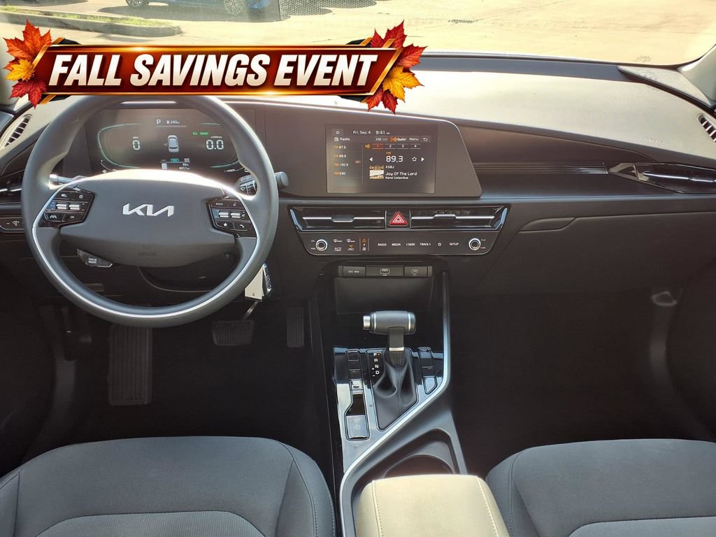 Used 2024 Kia Niro LX FWD image 9