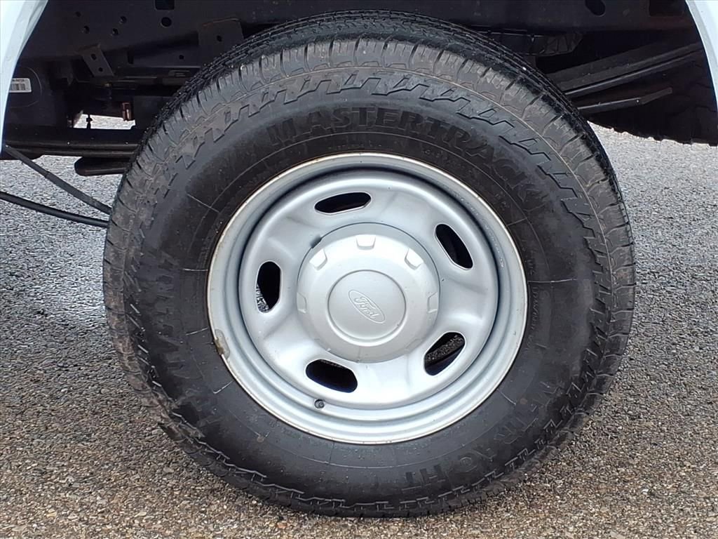 Used 2020 Ford F250 XL w/ Power Equipment Group image 9