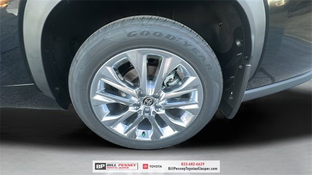 New 2026 Toyota Highlander Limited image 19